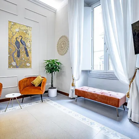 Three Via Roma Apartamento