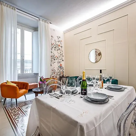 Appartamento Three Via Roma Firenze