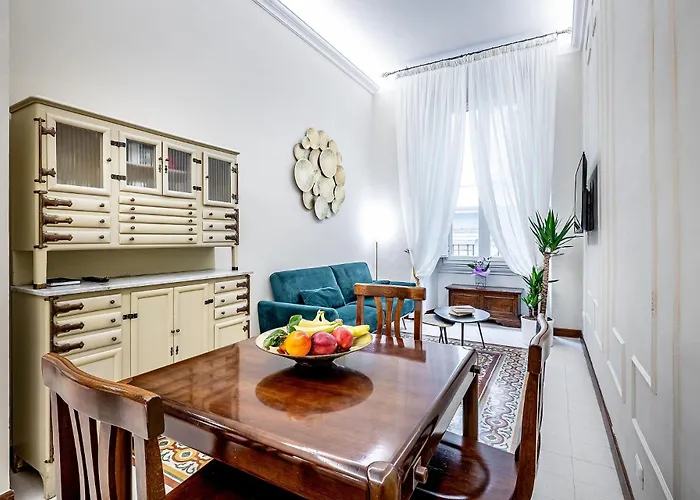 Appartamento Three Via Roma Firenze