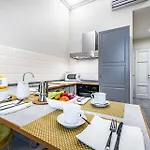 Apartment Three Via Roma