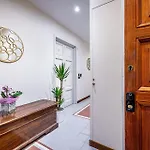 Three Via Roma Apartment Florence