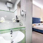 Apartment Three Via Roma