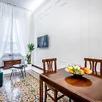 Apartment Three Via Roma *