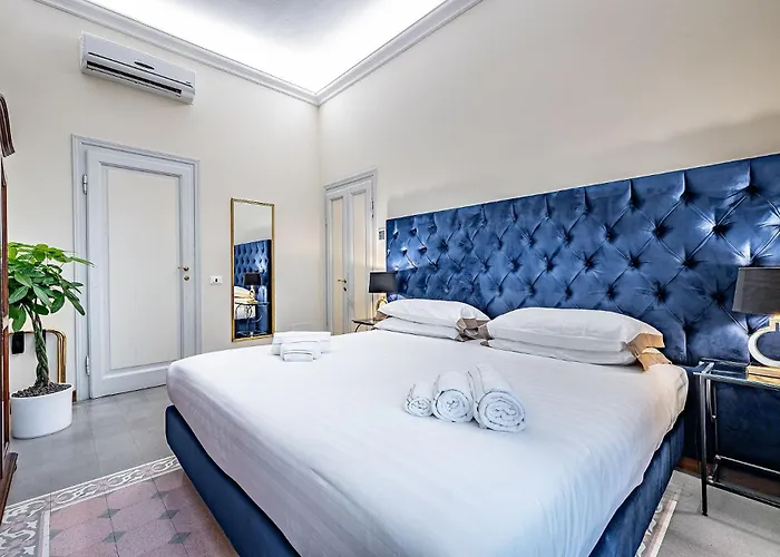 Three Via Roma Lejlighed