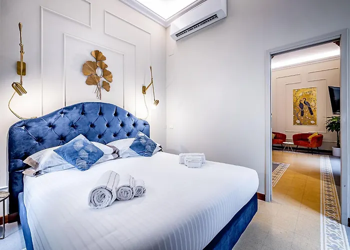 Three Via Roma * Firenze