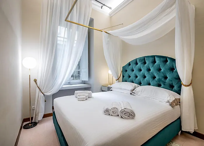 Three Via Roma Lejlighed *